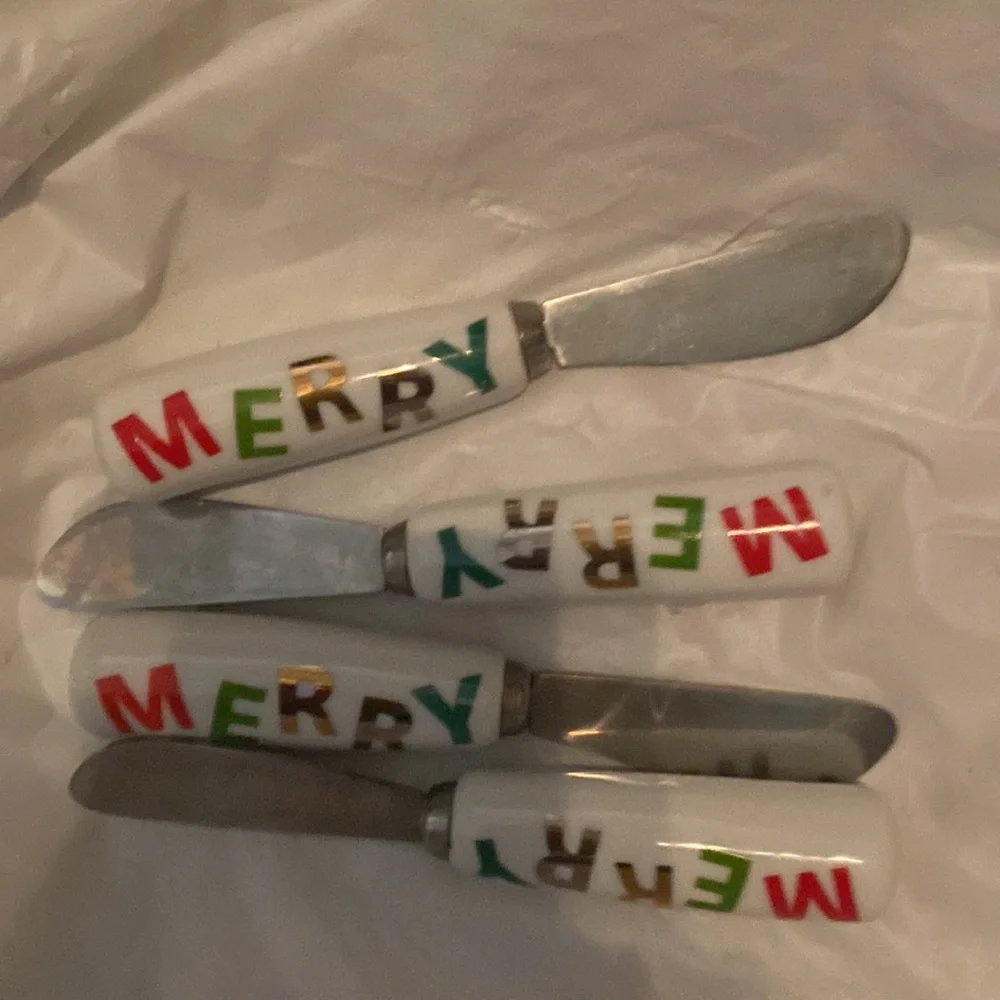 Boston Designs Cheese Spreaders, Set of 4. Stainless Steel EUC